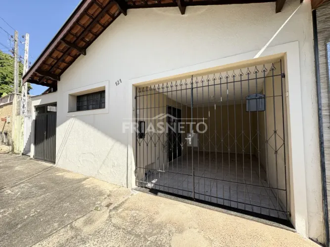 Casa com Edícula no Fundo no Bairro Jaraguá
