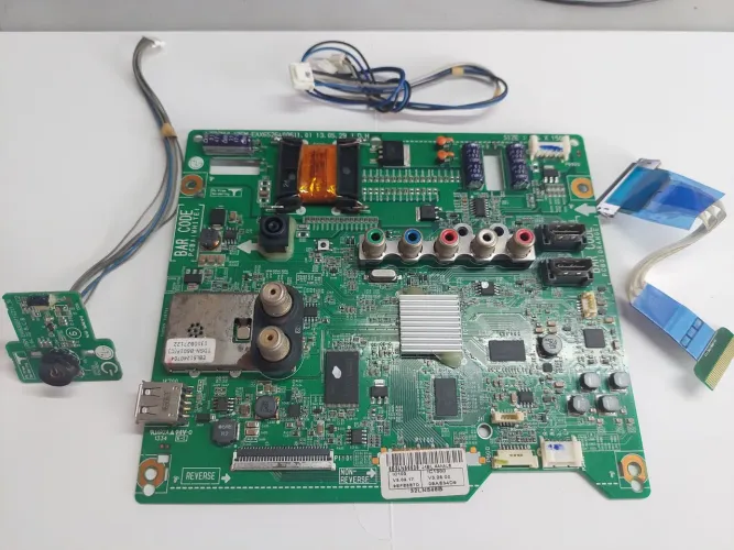 Placa principal tv lg 32ln546b funcionando