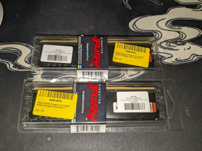 Kingston Kit de memórias de 16GB (2 x 8GB) DIMM DDR4 3200Mhz FURY Beast Black