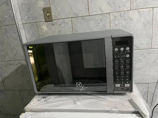 Microondas seminovo 