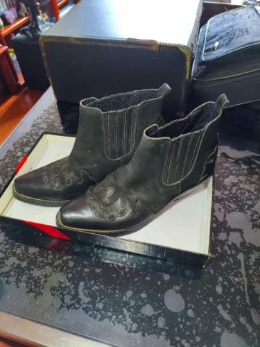 Bota Masculina Pé de Ferro Couro Legítimo - Estilo Western/Vintage - Tam 40
