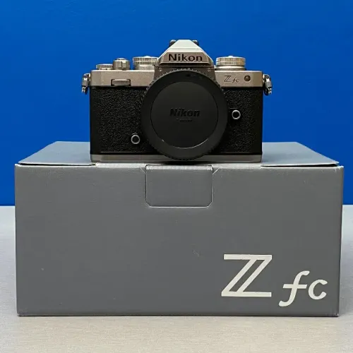Câmera Digital Nikon Z FC corpo