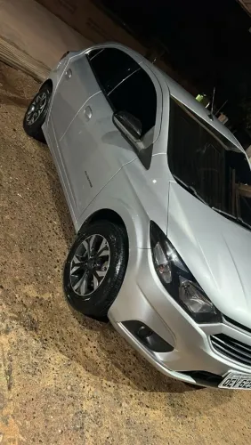 Chevrolet Onix Hatch Advantage 1.4 8V Flex Aut. 4P 2019