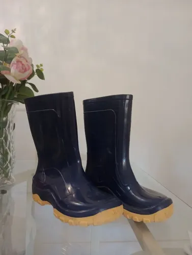 Bota e tênis 