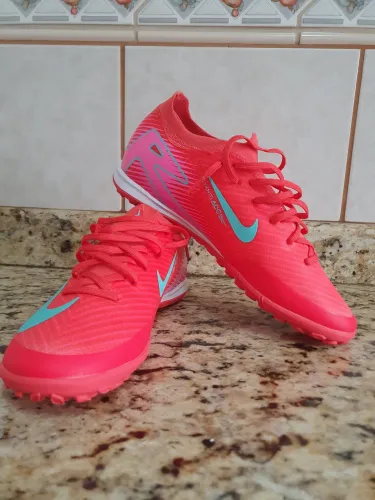 Chuteira Nike Vapor 