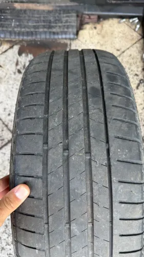 Bridgestone 205/55R17 91V TURANZA T005 - Usado