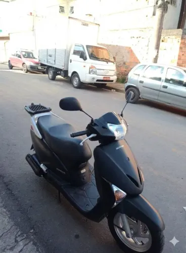 Honda Lead 110 Scooter 