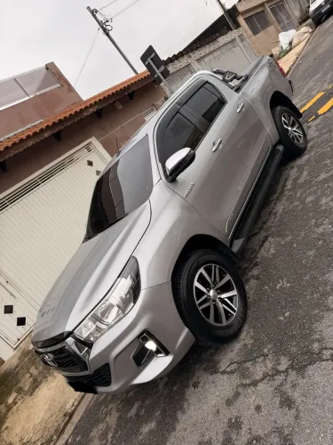 Toyota Hilux CD SRV 4X4 2.8 TDI Diesel Aut. 2020
