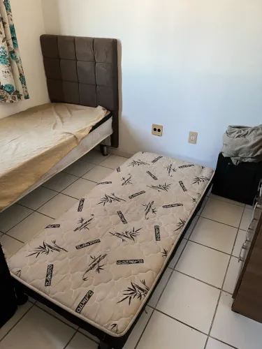 Cama solteiro col auxiliar