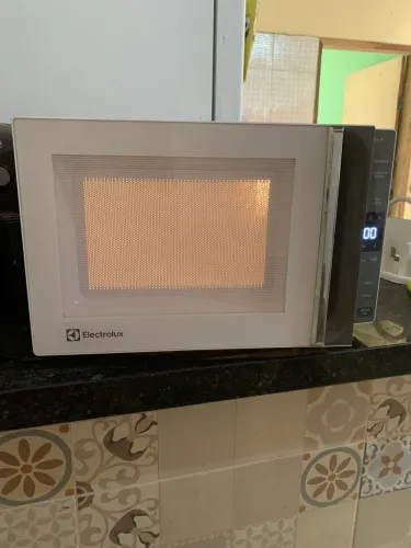 Microondas 23L