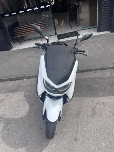 Vendo n max 160 mito muito zera