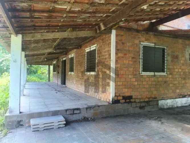 Chácara de 10.000m² à venda, com 4 quartos (1 suíte), localizada em Aldeia, Camaragibe - P