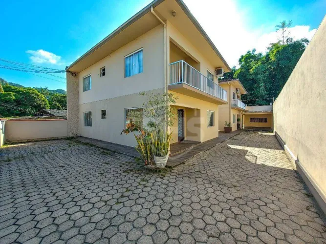 Apartamento com 2 dormitórios para alugar, 70 m² por R$ 1.474,52/mês - Salto do Norte - Bl