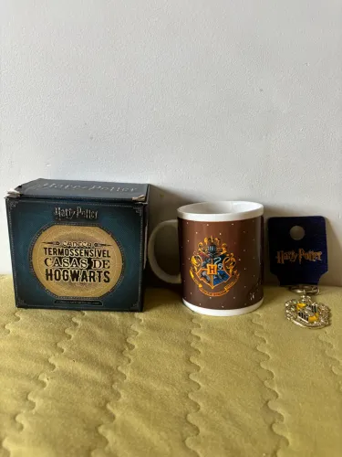 Caneca Harry Potter Lufa-Lufa Imaginarium + chaveiro