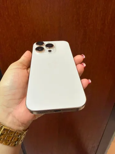 iPhone 16 pro 128 gb