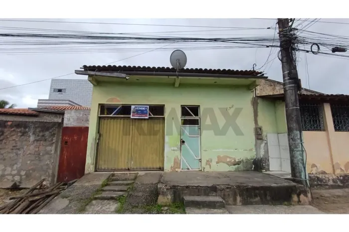 Casa Ampla e Bem Localizada no Bairro 2 de Julho
