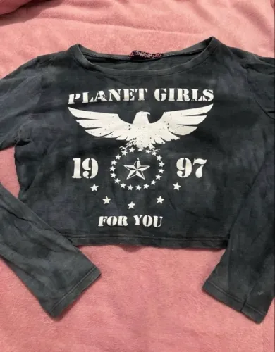 Blusa curta Planet Girls P