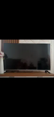 Vendo tv semi nova. Quando nunca usada.