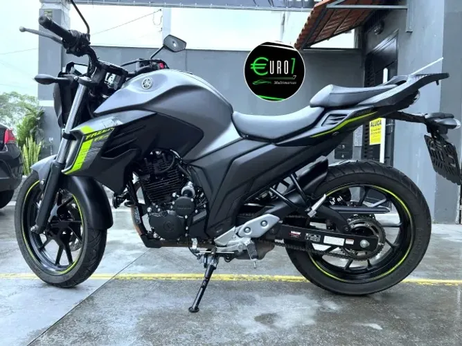MOTO YAMANHA FAZER 250 CINZA 2024 BAIXA KM
