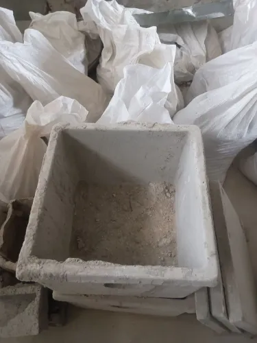 CAIXA DE ESGOTO DE CONCRETO - 45x45 COM TAMPA