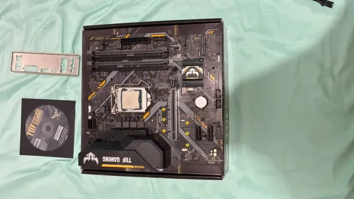 Kit placa mãe B360M-Plus TuF Gaming DDR4 com processador i5 9600k + water cooler Deep Cool
