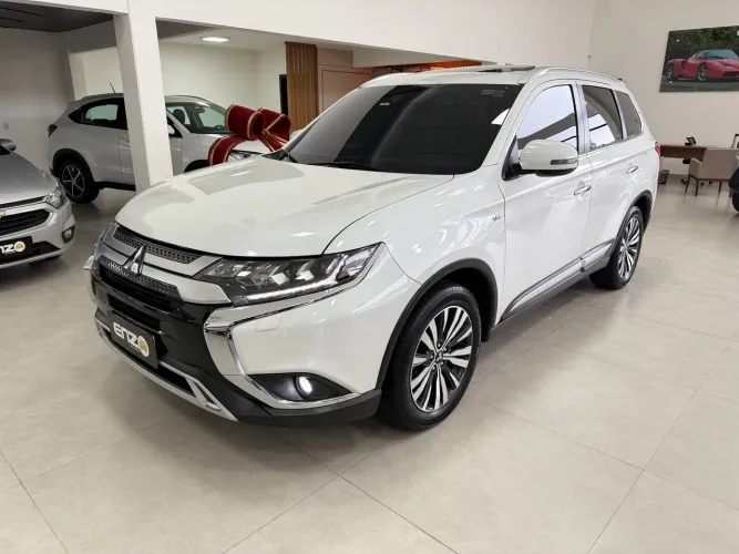 Mitsubishi Outlander HPE-S 3.0 V6 4X4 5P Aut. 2022