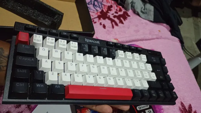Teclado Redragon Mini pro 65%