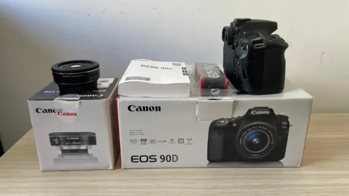 CAMERA CANON EOS 90D