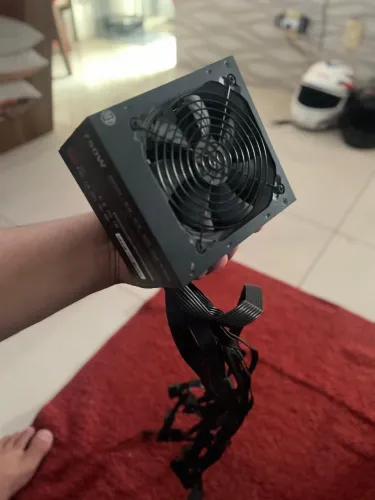 Fonte De Energia Cooler Master Mwe Bronze 750w V2 80 plus