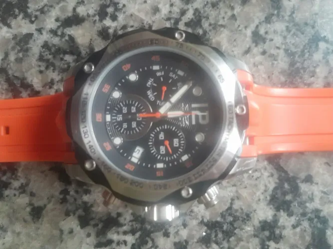Invicta original