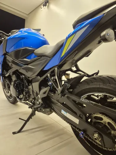 MOTO SUZUKI GSX-S 750 2022