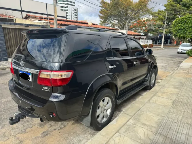 Toyota Hilux SW4 SRV D4-d 4X4 3.0 TDI Dies. AUT 2010
