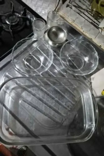REFRATÁRIOS DE VIDRO E PEÇA DE INOX