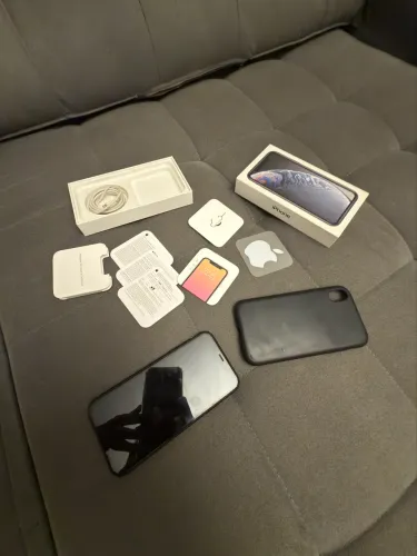 iPhone XR 64GB | Preto