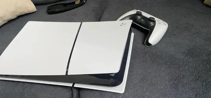 PS5 novo, na caixa, por apenas R$ 2.300.