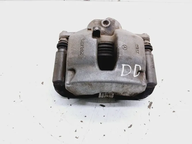 Cavalete Dianteiro Direito Mercedes C180 1.6 2010
