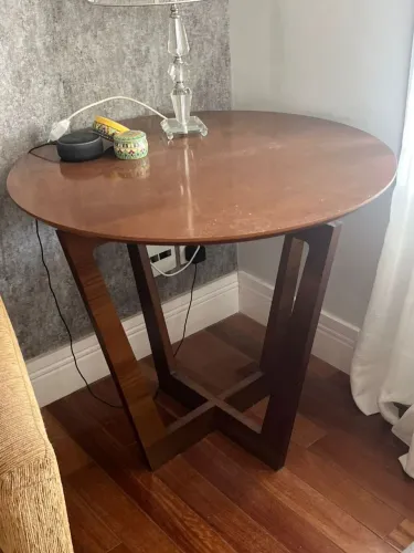Mesa de apoio 0.80 de diâmetro com 0.70 de altura