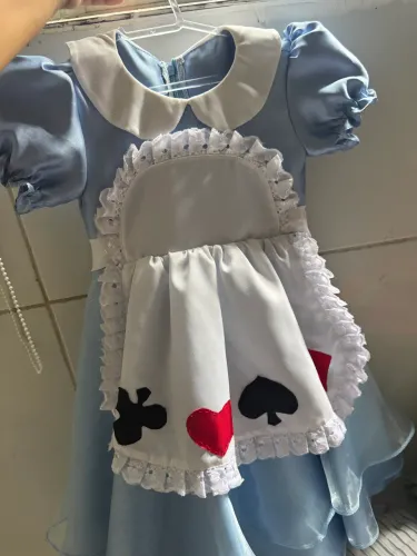 Vestido Alice no país das maravilhas