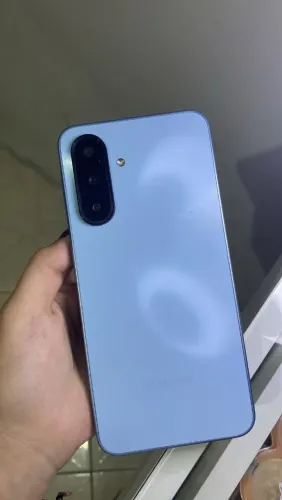 Samsung Galaxy A17 256GB Impecável