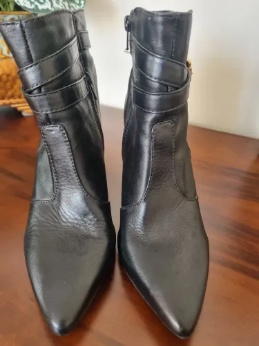 Bota arezzo 34 preta