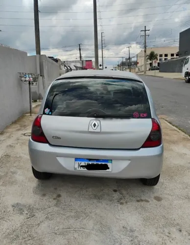 Renault Clio Authentique Hi-flex 1.0 16V 5P 2006
