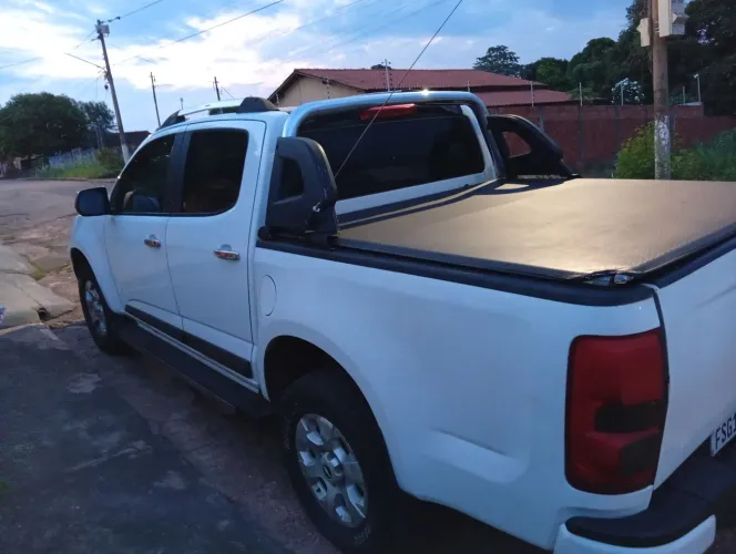 Chevrolet S10 Pick-up LS 2.4 F.power 4X2 CD 2014