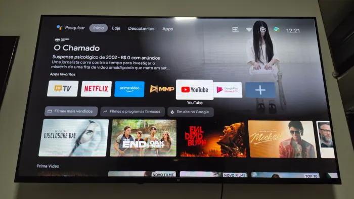 Smart TV 43 pol com comando de voz<br>
