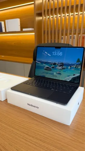 MacBook Air M2 - 256GB 16GB | Seminovo - Garantia Apple - Loja Física