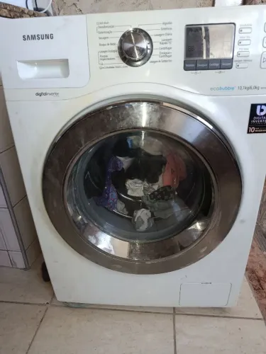 Lava e seca Samsung
