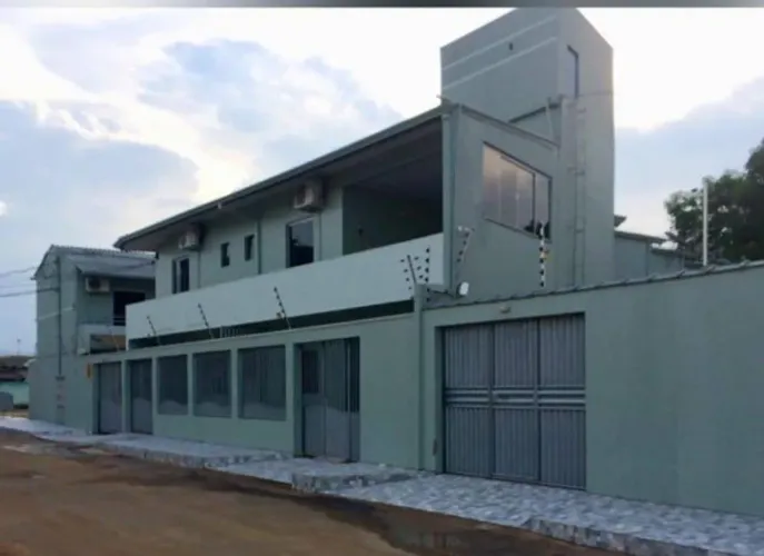 Aluga-Se Apartamento tipo sobrado na zona sul!