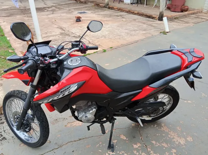 Bros 160, única dono com licenciamento PG IPVA PG.