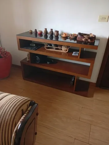vendo aparador (sala)