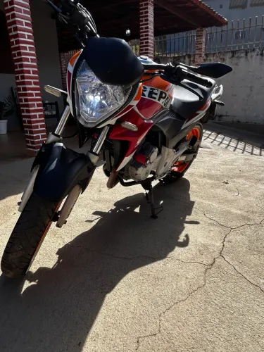 CB300R REPSOL SEGUNDO DONO