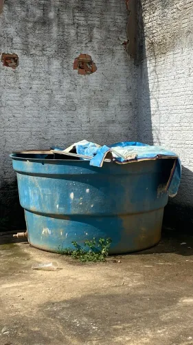 Caixa d?água 2000L